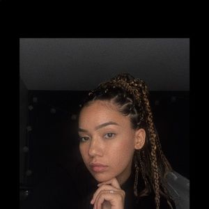 Meet your Posher, Victoria